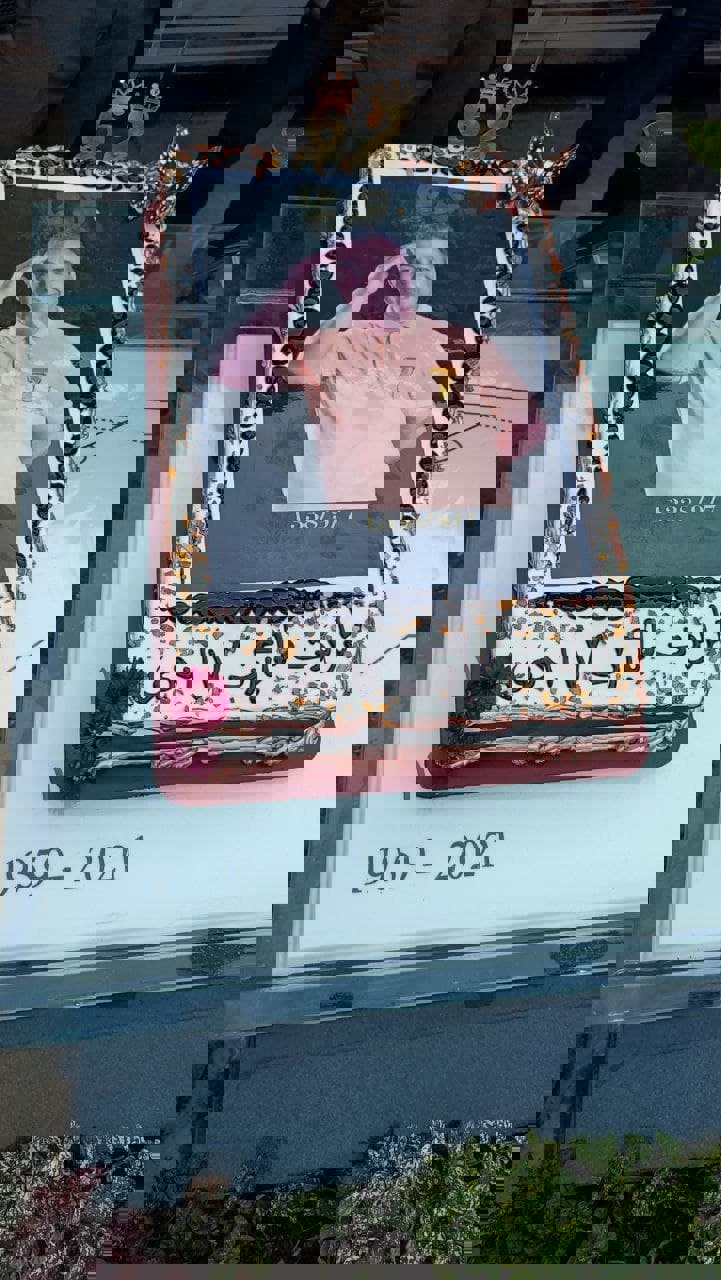1668419