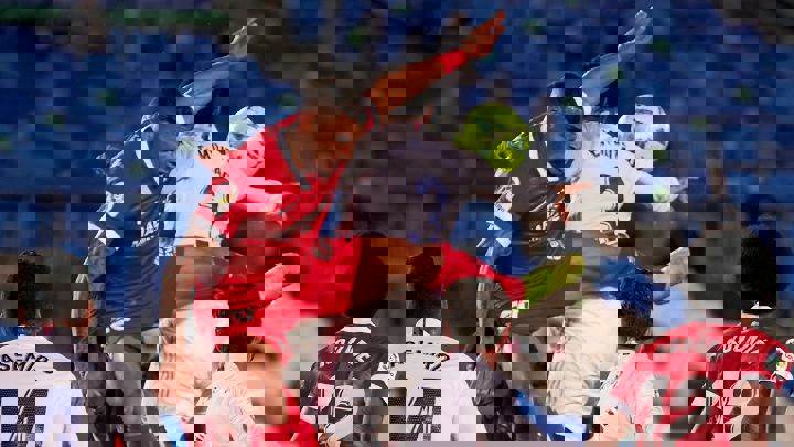 1668776