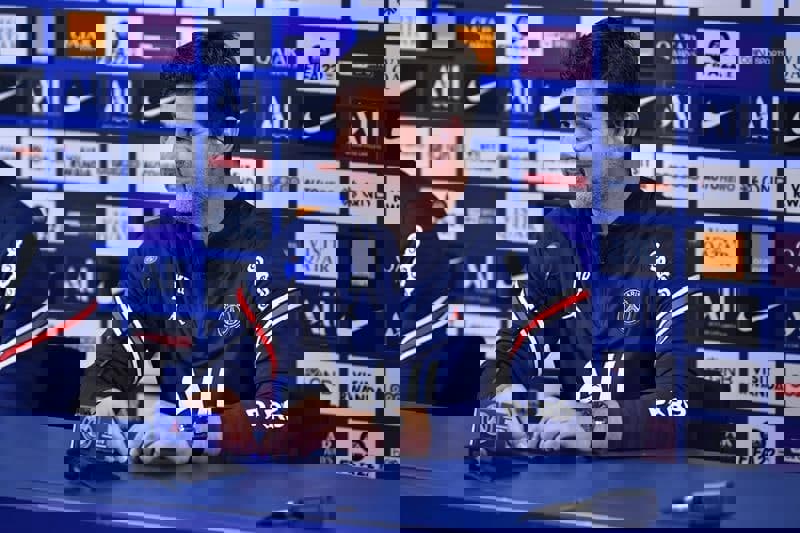 1670362