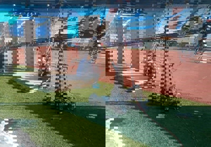 1670560