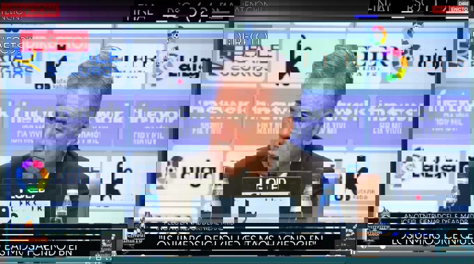1670954