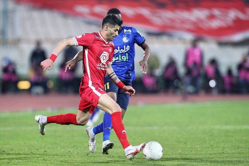 آقایی: بازی محتاطانه استقلال دربی را خراب کرد