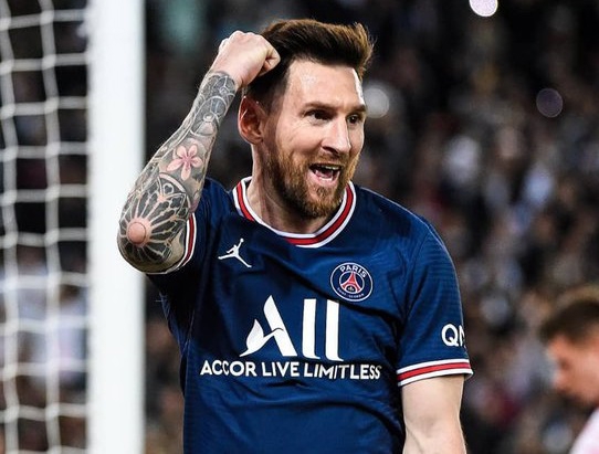 شب تاریخی مسی؛ هم رکورد پله، هم رونالدو! (عکس)