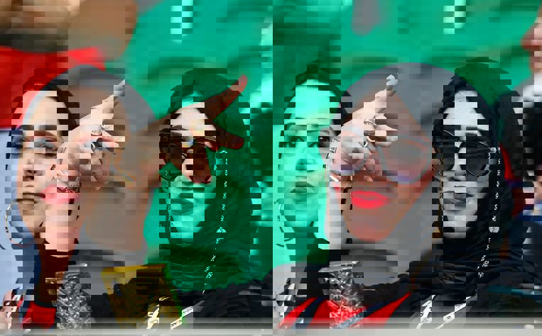 1672115