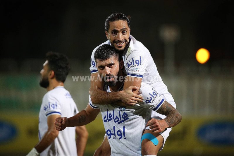 پروژه مهندسی شده فرهاد برای استقلال! (عکس)