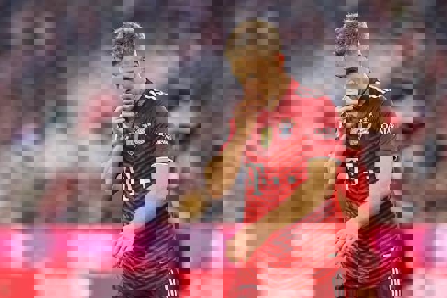 بارسا عقب کشید: کاپیتان بایرن در منچسترسیتی!