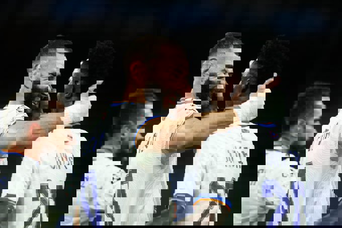 رئال 2-0 اتلتیکو، دیوانه‌وار به سمت قهرمانی