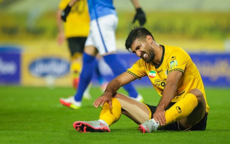 مغانلو-استقلال؛ راند پنجم با سومین پیراهن