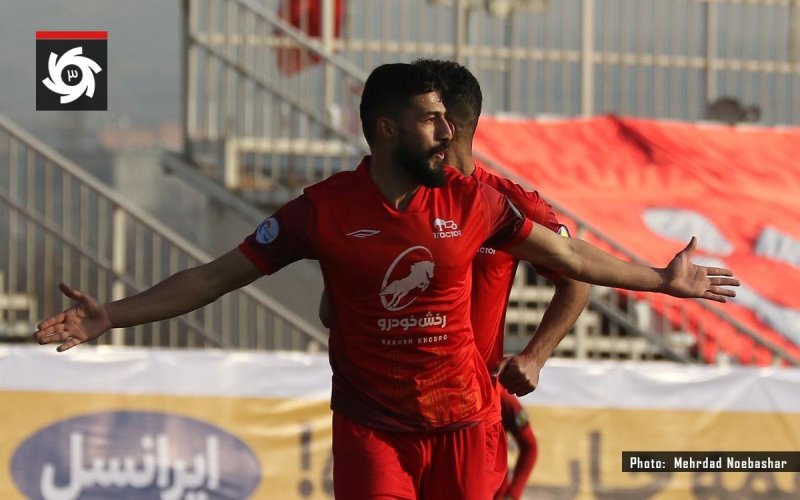 دهقانی: حریفان تراکتور باید از باخت با اختلاف بترسند