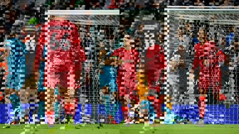 لیورپول 3-1 نیوکاسل؛ تیم کلوپ صدر را نشانه رفته