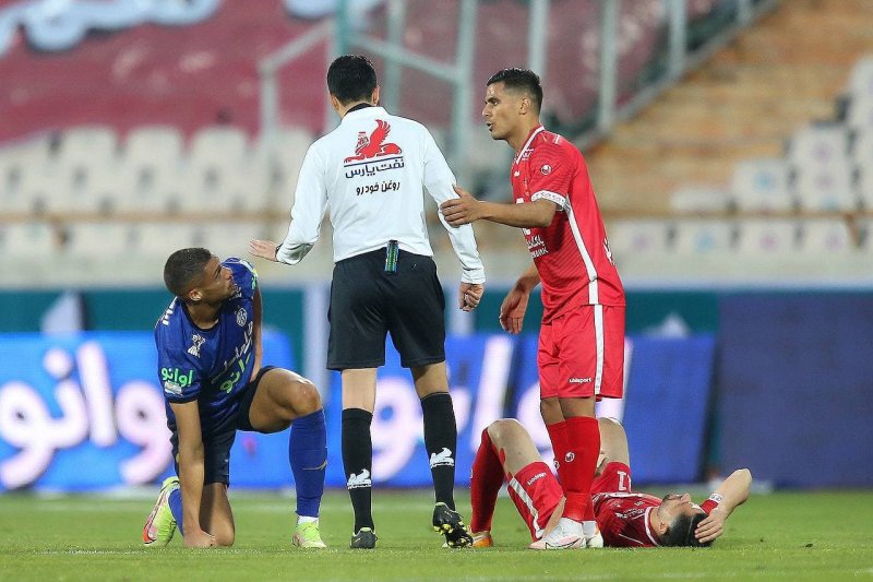 یادداشت: مکتب فروشی در دکان هواداری