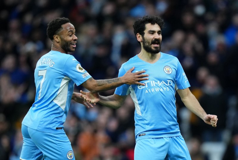 بارسلونا با هافبک منچسترسیتی تمام کرد