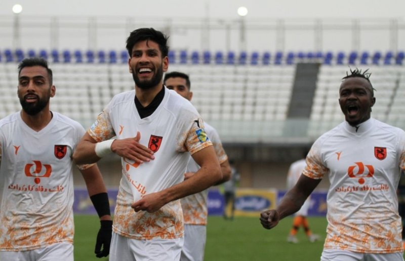 واکنش مجید علیاری به پیشنهاد پرسپولیس