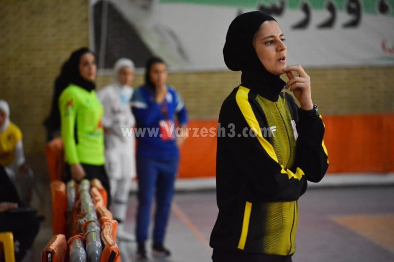 مورد عجیب؛ یک مسابقه و 4 سرمربی! (عکس)