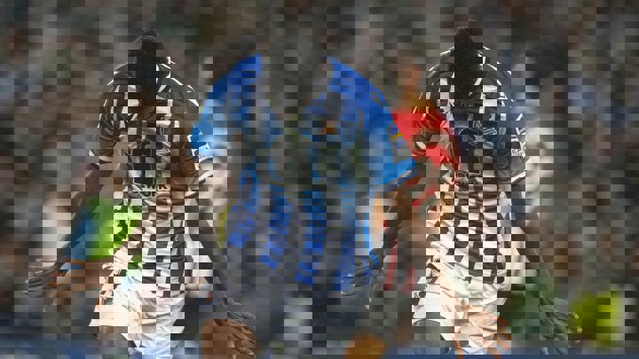 1679087