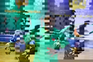 ستاره سرشناس هندبال نیامده رفت!