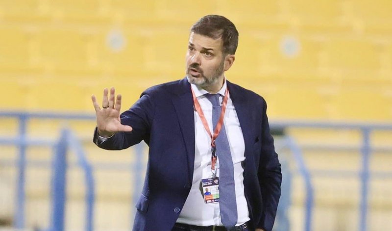 استراماچونی: فقط با دو بازیکن حرفه ای بازی را بردیم