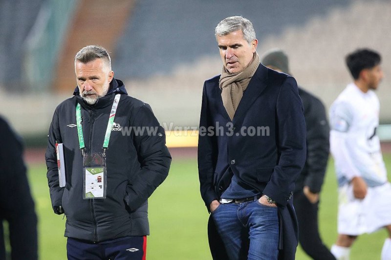 سولدو به اعتراض شما نگاه هم نمیکند! (عکس)