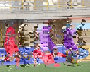 هوادار نه می بازد و نه گل می خورد!