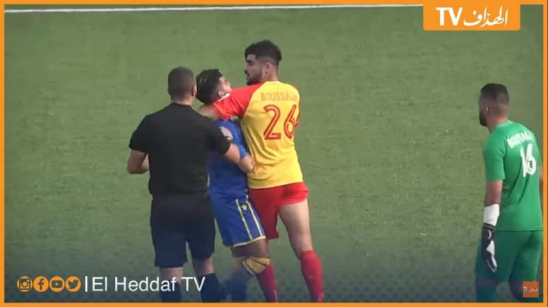 حیله گری و ساده لوحی عجیب در لیگ الجزایر!