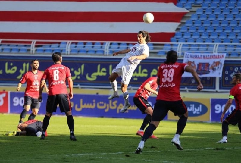 اعلام ورزشگاه محل برگزاری مسابقه نساجی و گل گهر