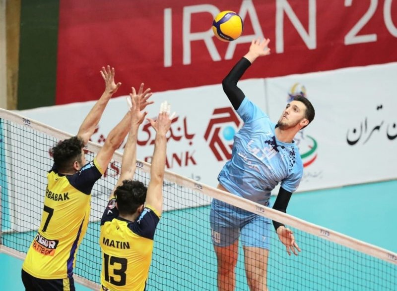 لیگ والیبال؛ صدر و قعر جدول دست نمی خورند!