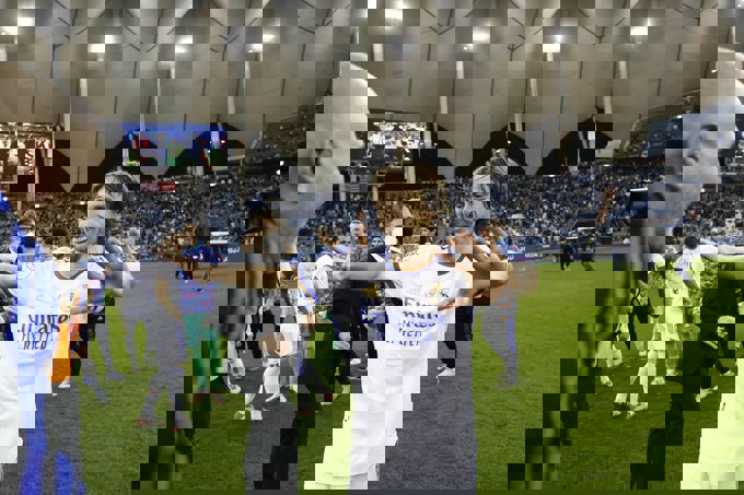 1683186
