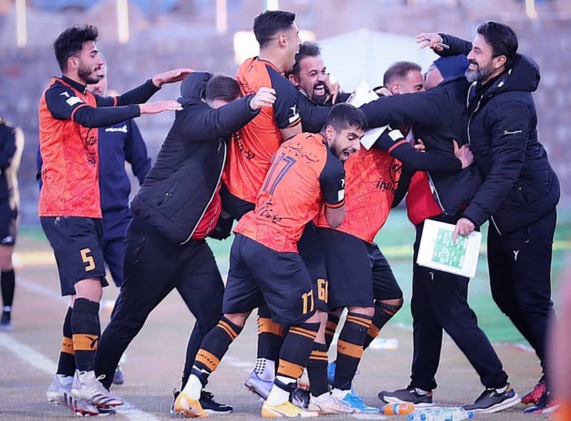 مس رفسنجان 3 - سپاهان 1؛ آغاز نیمفصل با شگفتی بزرگ