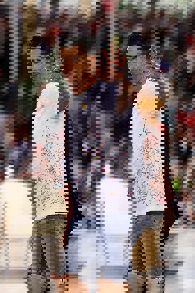 1686759