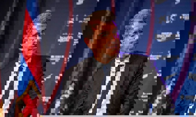 جلسه مخفیانه لاپورتا و رایولا؛ مقصد هالند کجاست؟