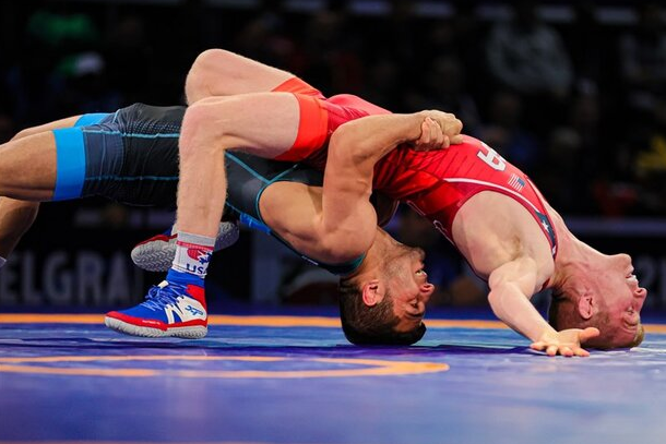 کشتی در مقطع کنونی نیاز به پشتوانه‌سازی دارد