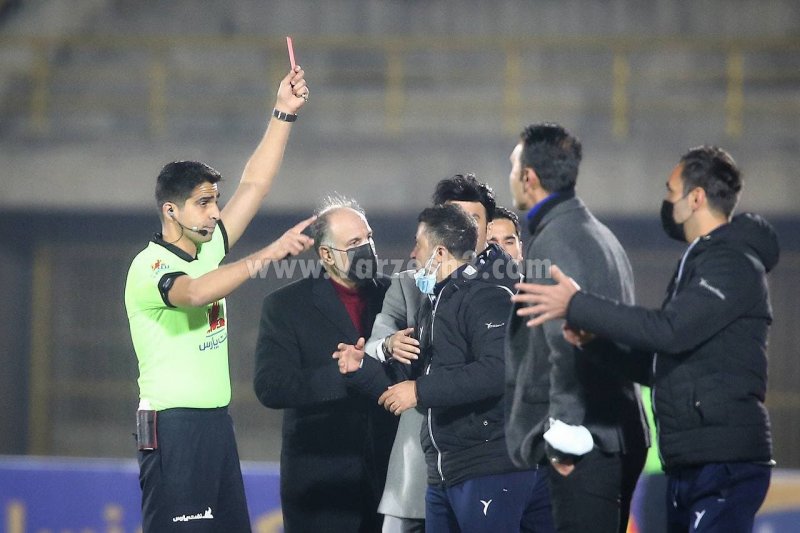 کارشناسی داوری هوادار - استقلال با پنج صحنه