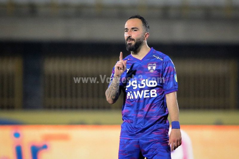 شجاعیان دوباره در تیم بنفشپوش تهران