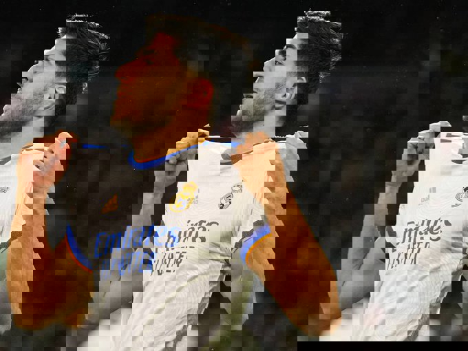 1689353