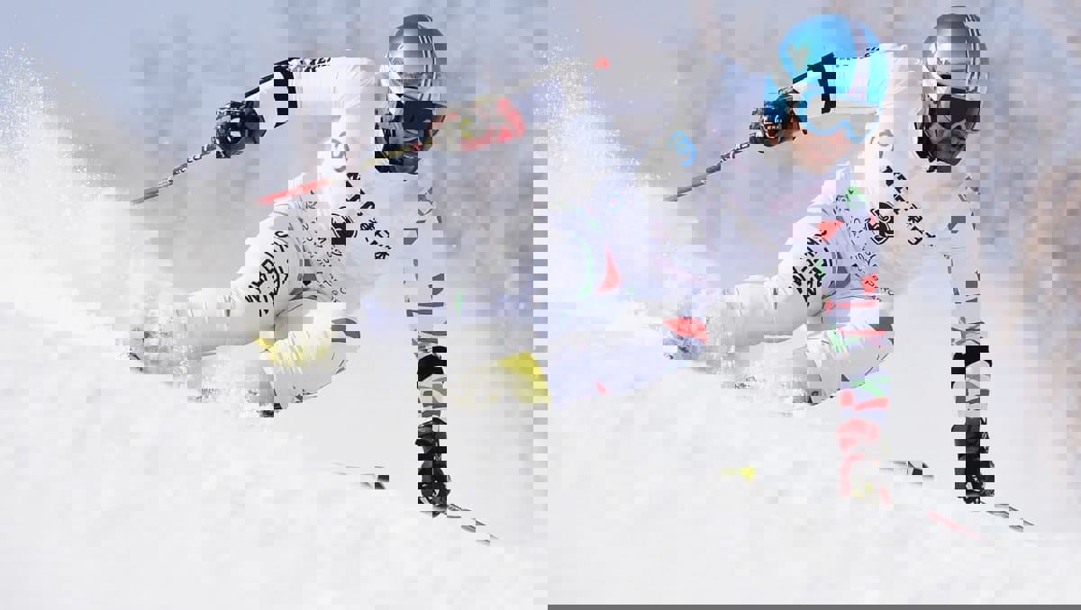 1690300