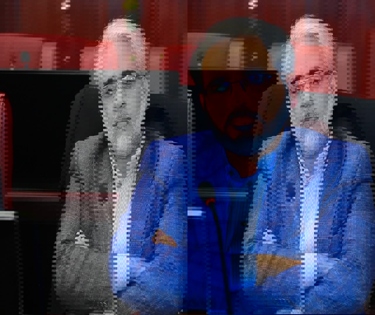 1690978