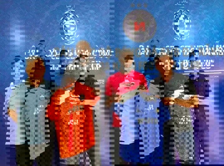1690708