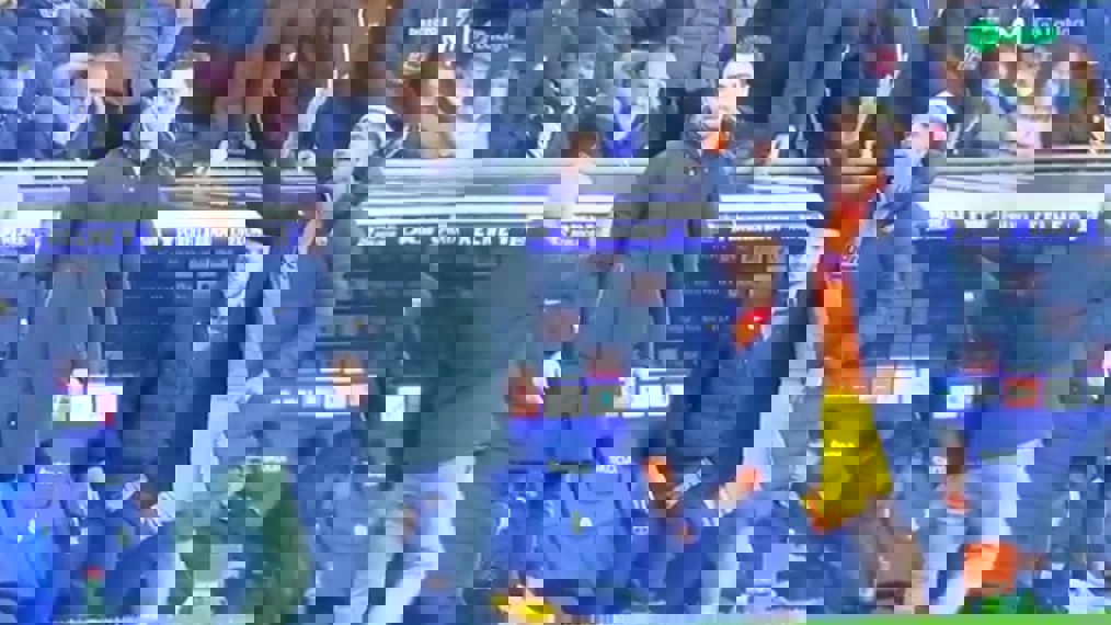 1691432