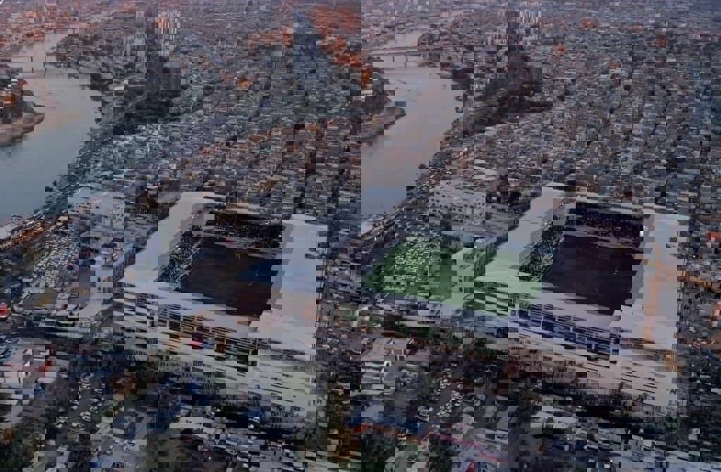 1691833