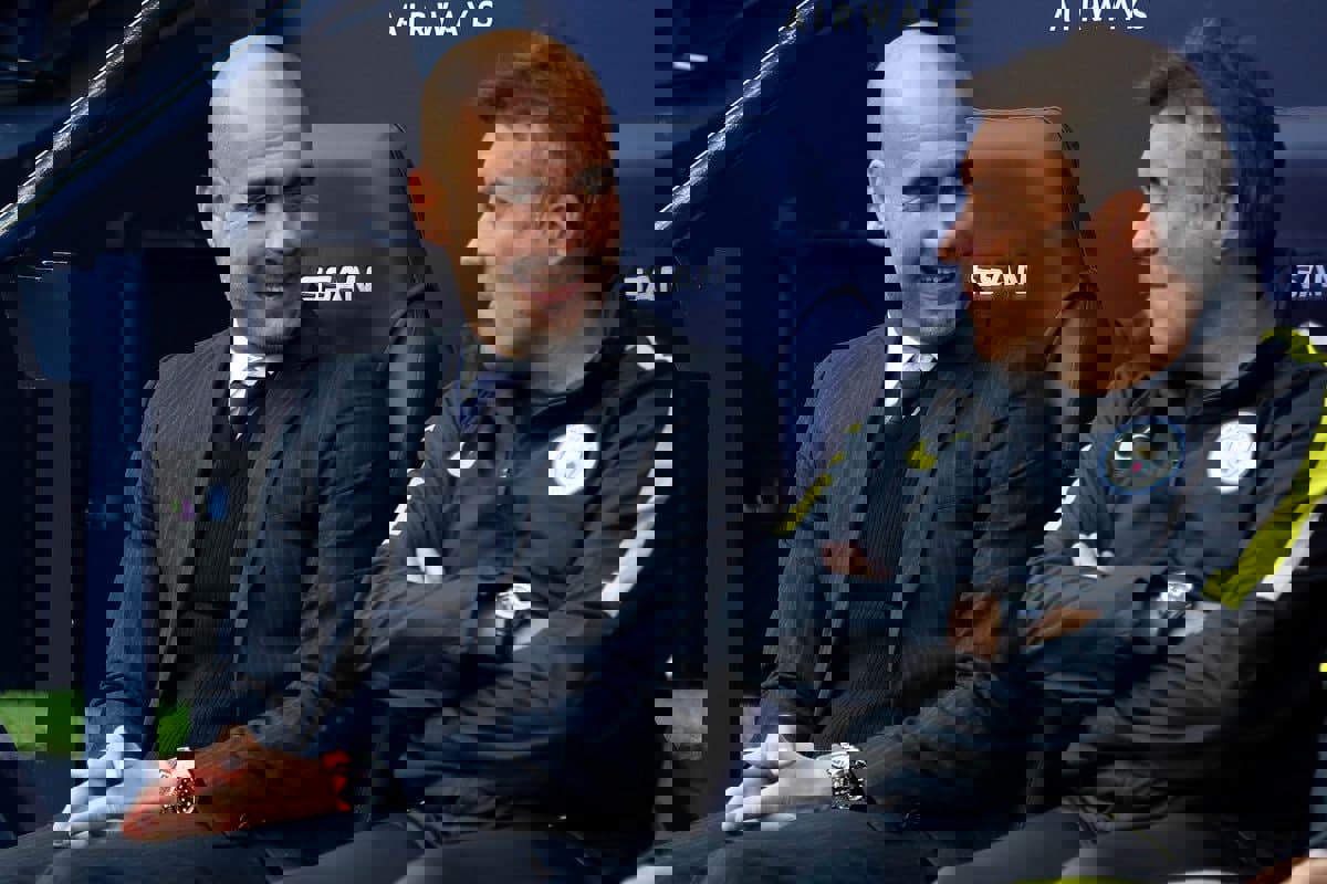 1691878