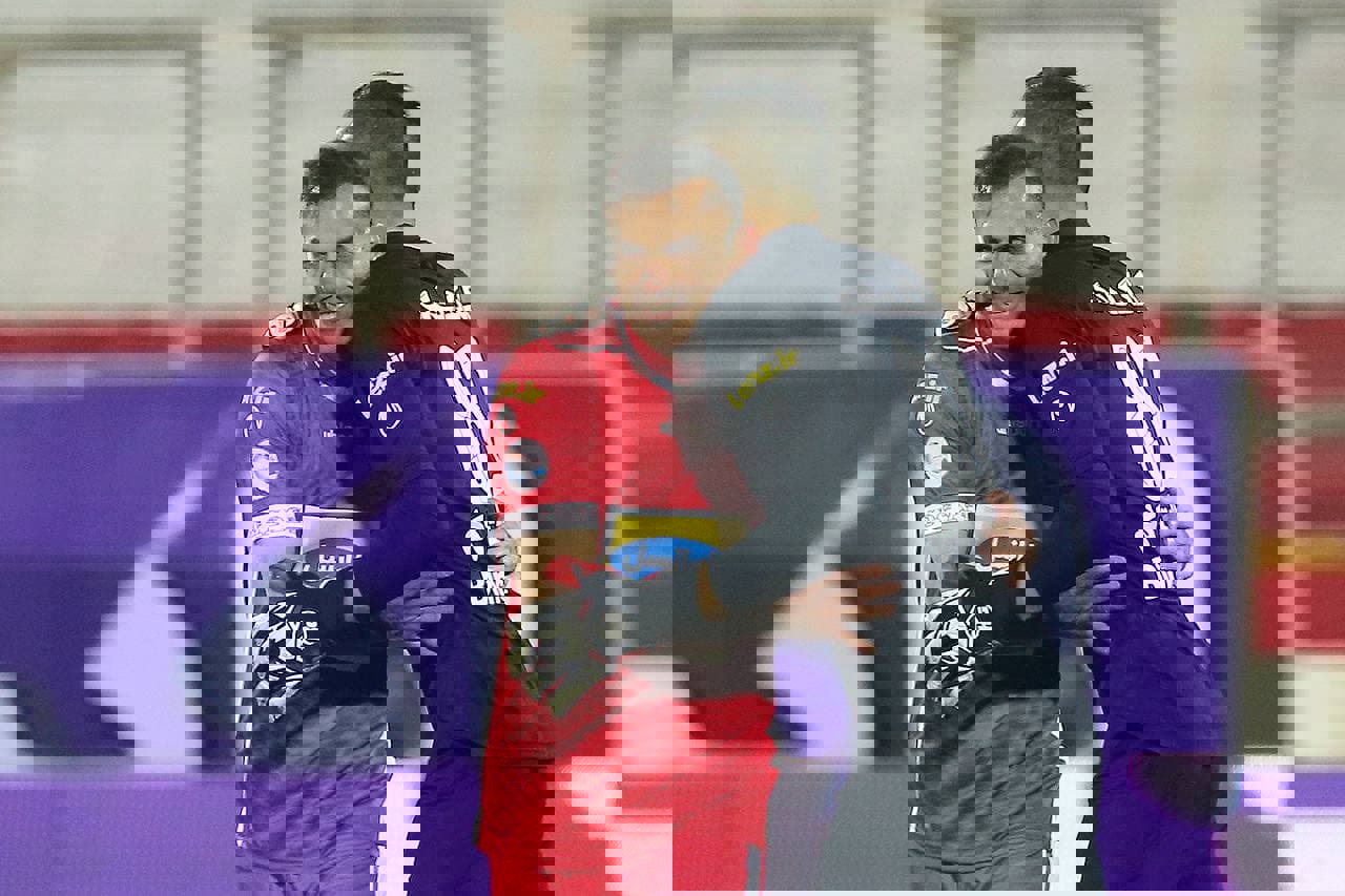 1692411