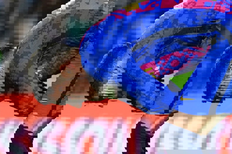 1692164