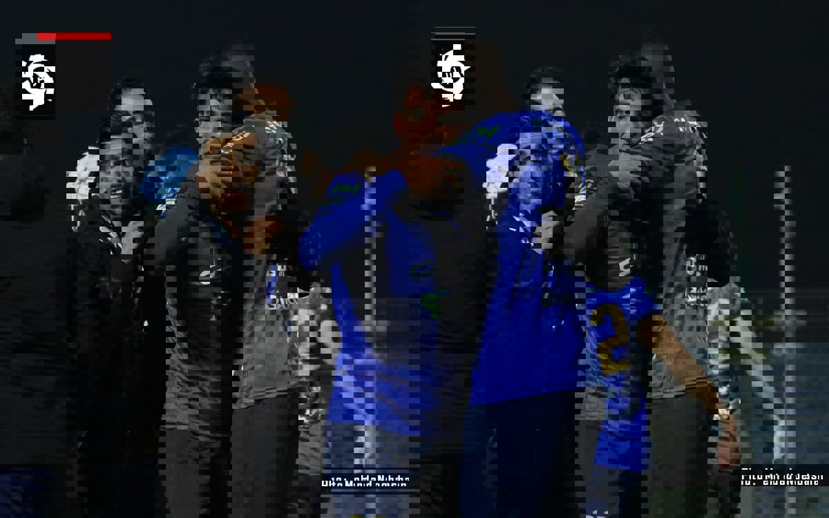 1692373