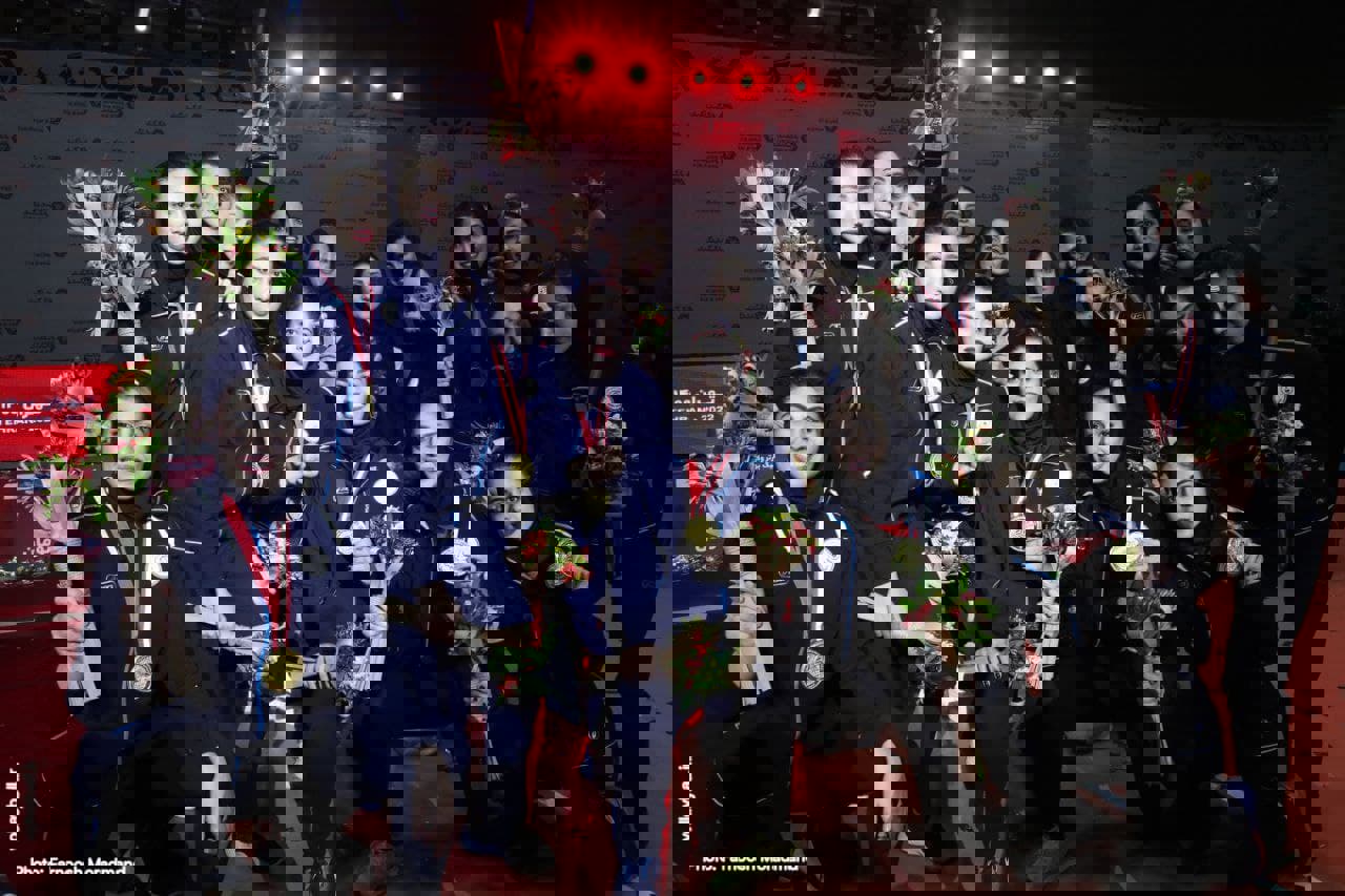 1692599