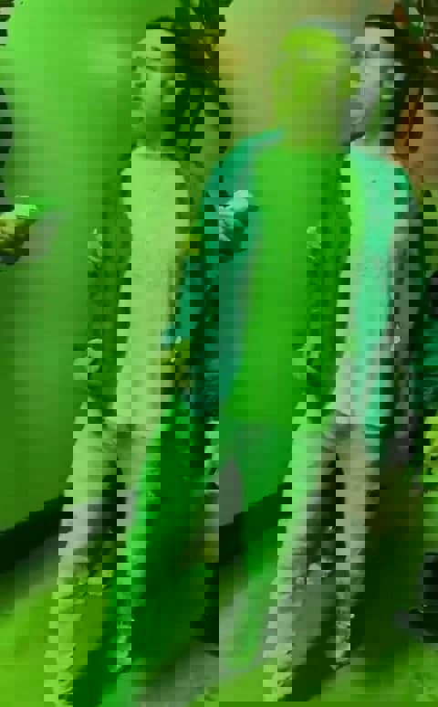 1692993