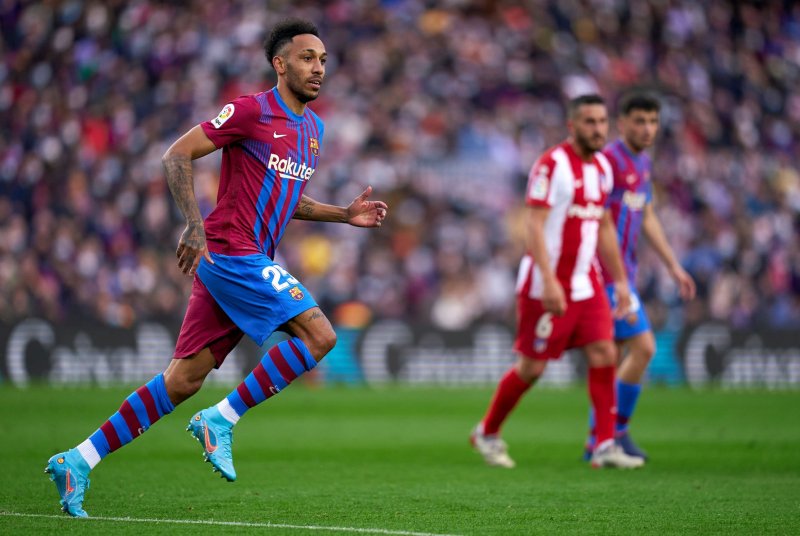 باعث افتخار است که در بارسا با هالند هم بازی شوم