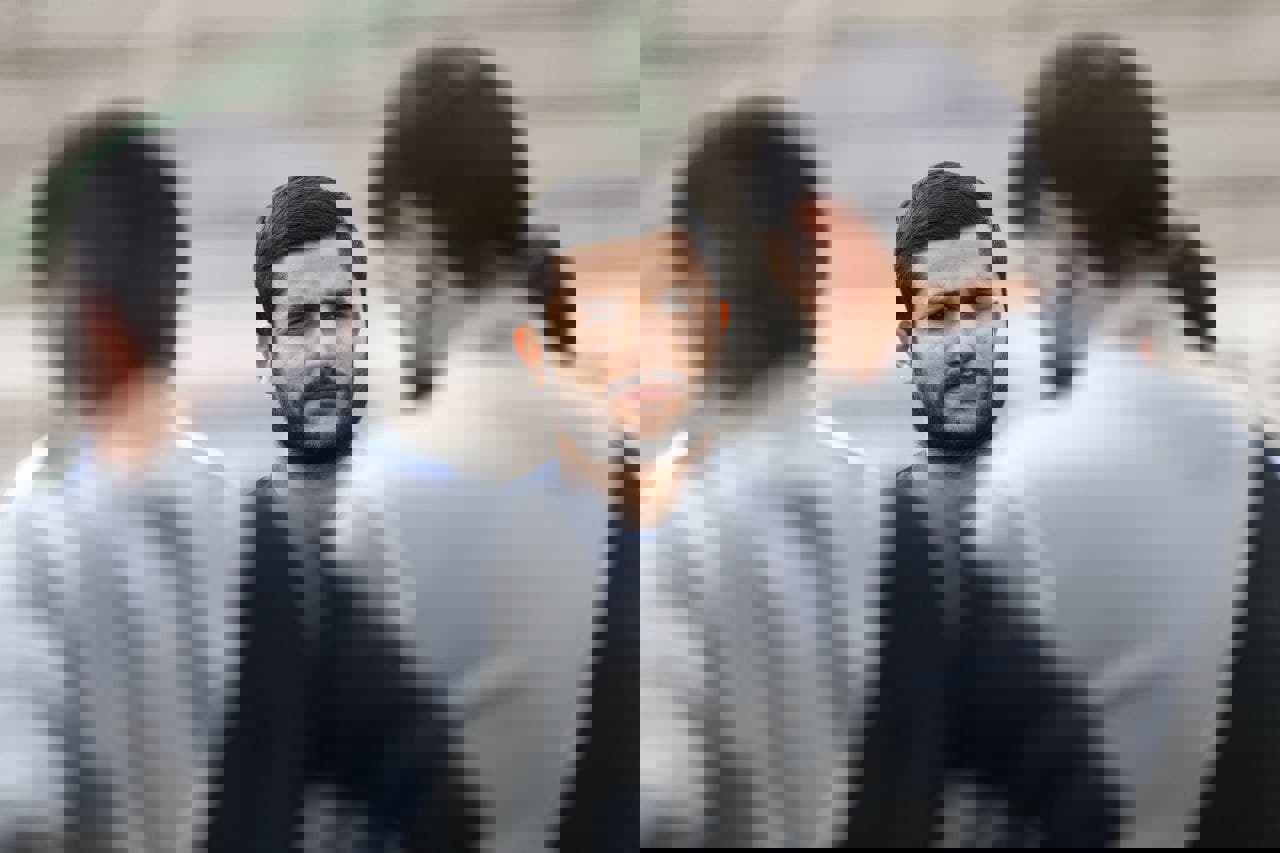 1693845
