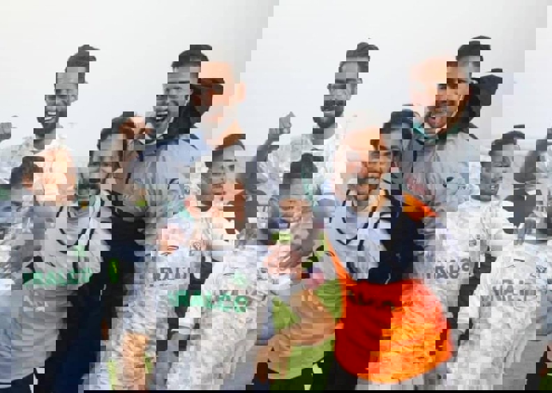 1694338