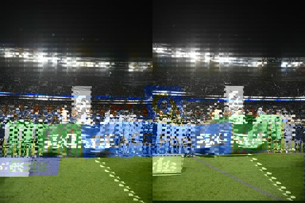 1694678