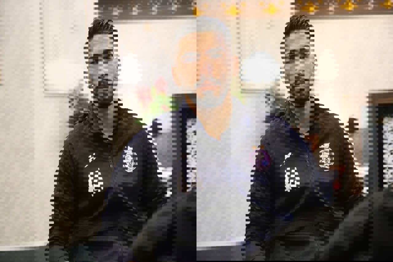 1694818